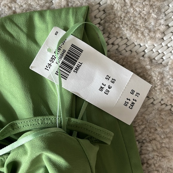 NWT Lined Abercrombie Sporty Dress - Size Small - Picture 3 of 4